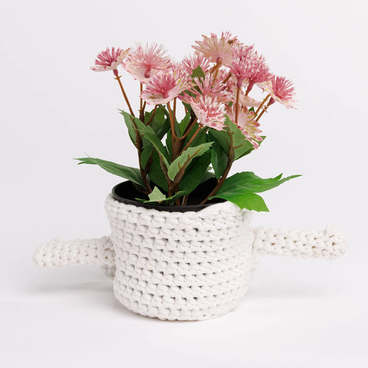 Free Maker Minis Crochet Plant Cozy Pal Pattern